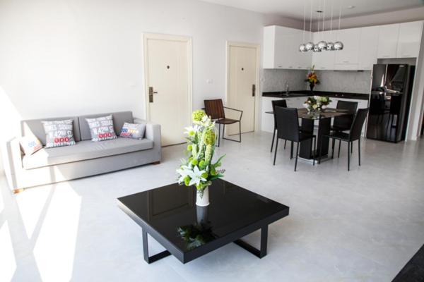Kamala Icon Park Apartment ภายนอก รูปภาพ